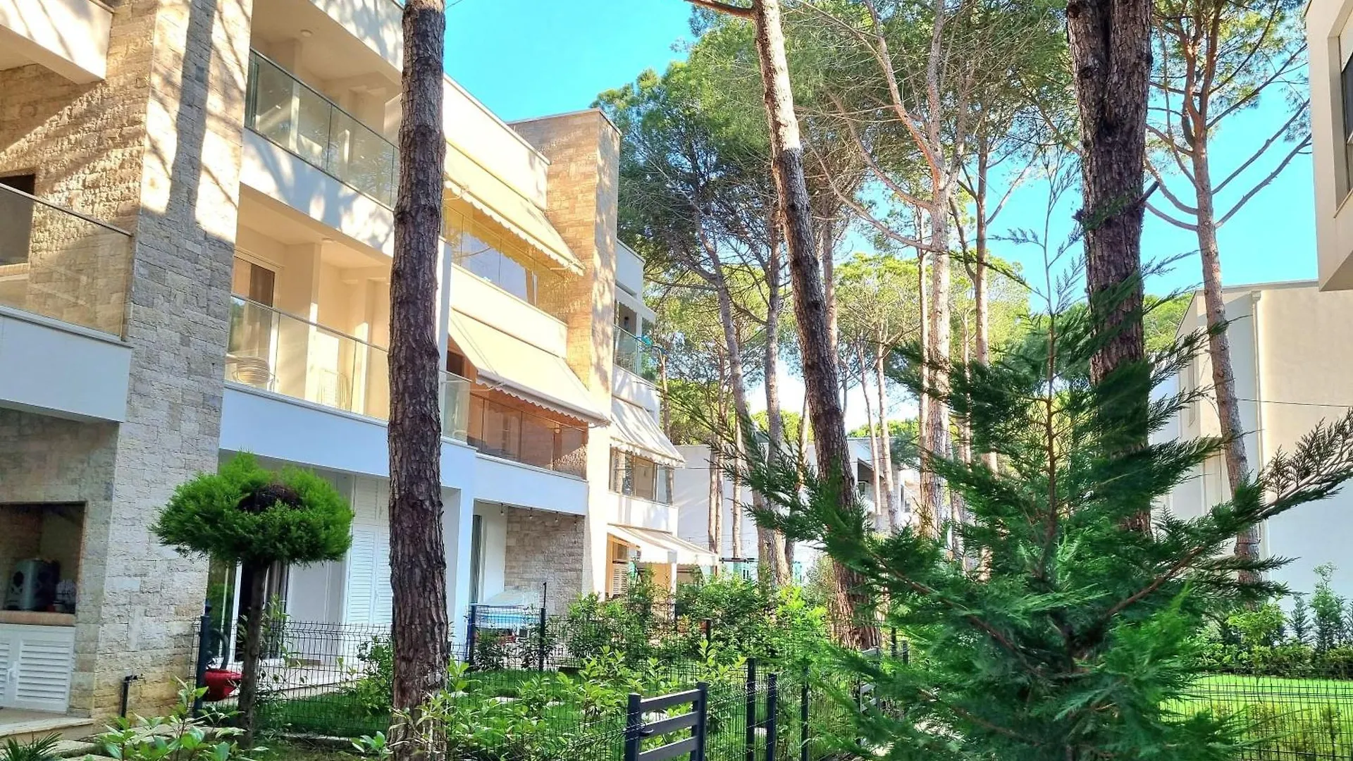 Swiss Sweet Apartment 297 - Happy Rentals Plazhi San Pietro Albania